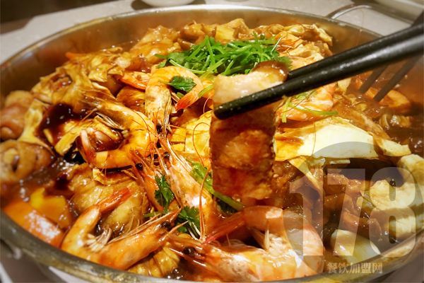 和福順燜鍋加盟利潤(rùn)如何?成功開(kāi)店的加盟商.